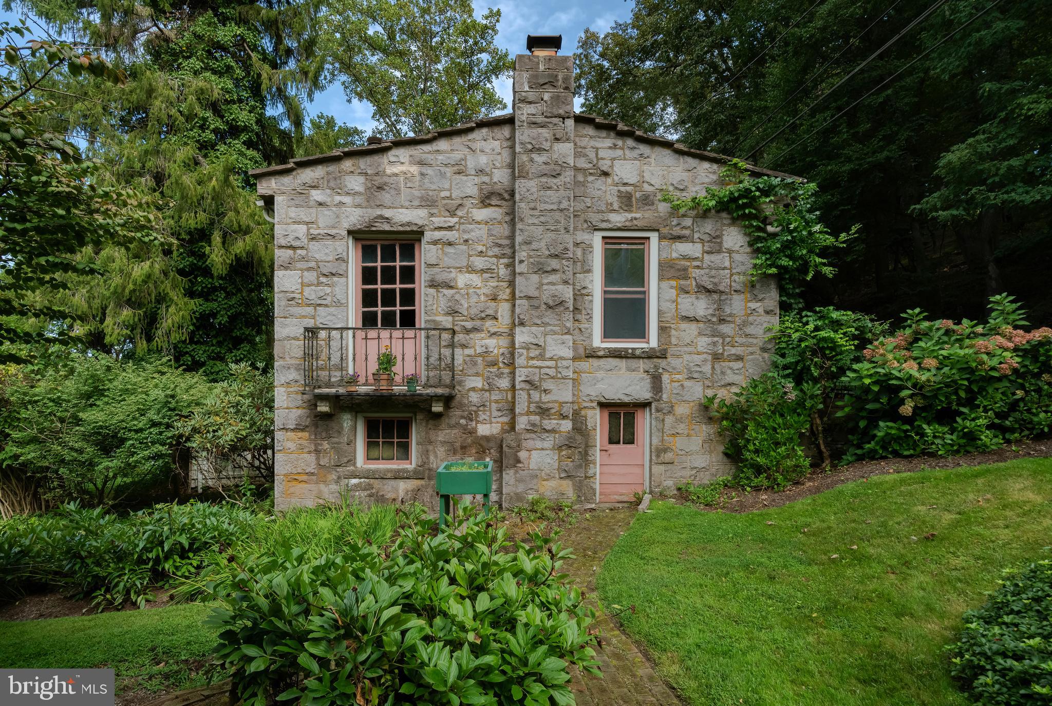 Real estate listing preview #36