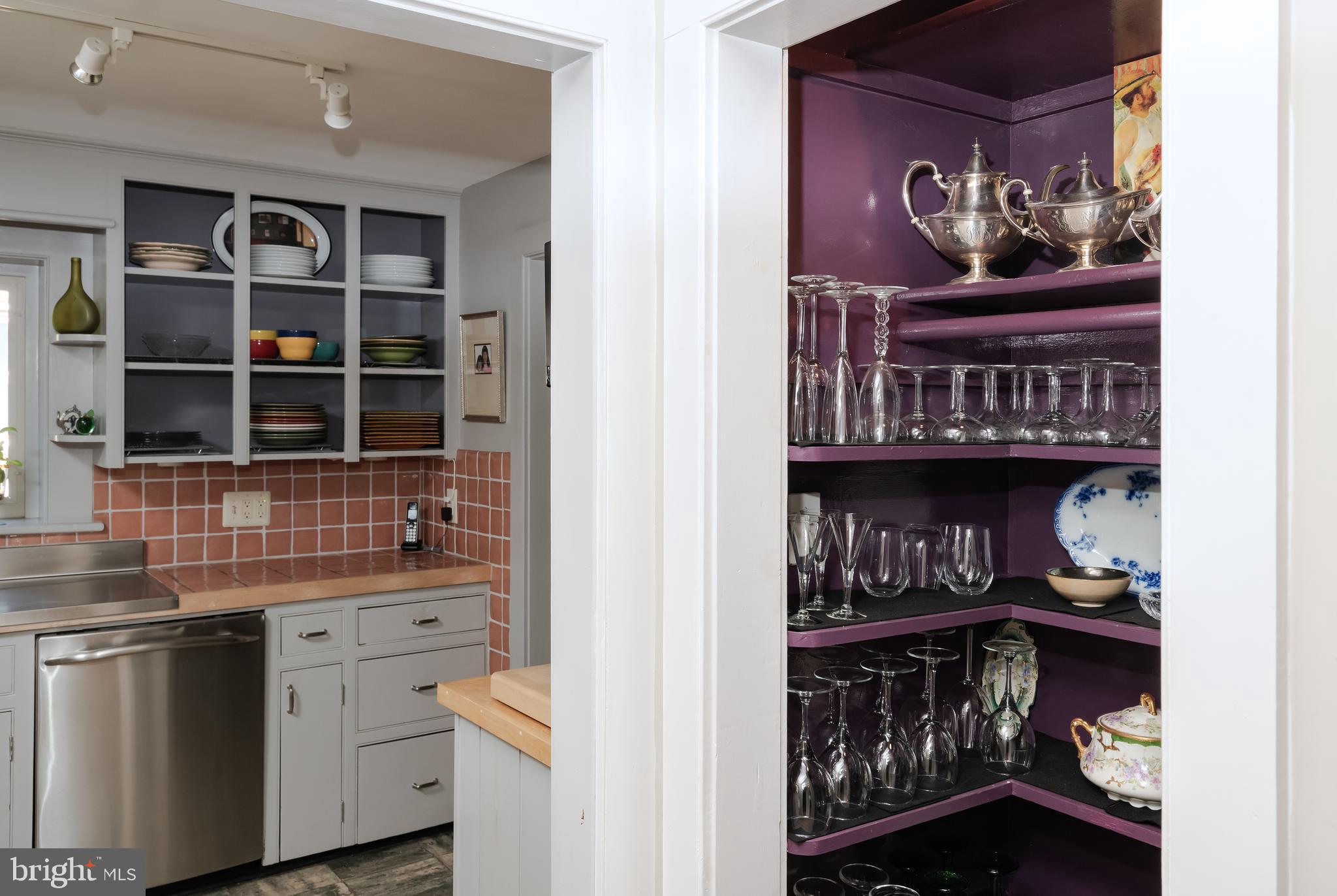 Real estate listing preview #12