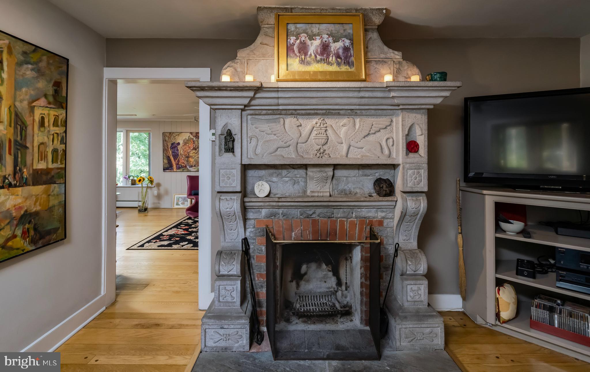 Real estate listing preview #6