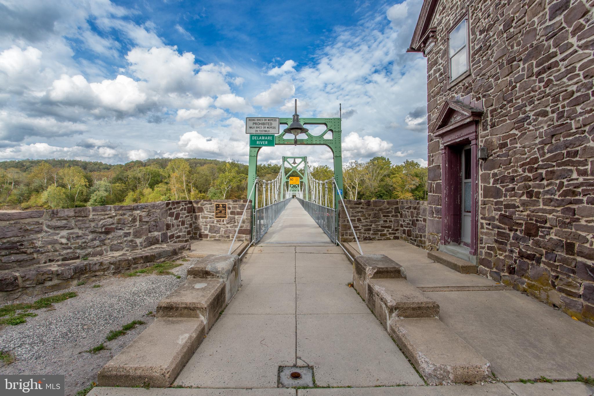 Real estate listing preview #57