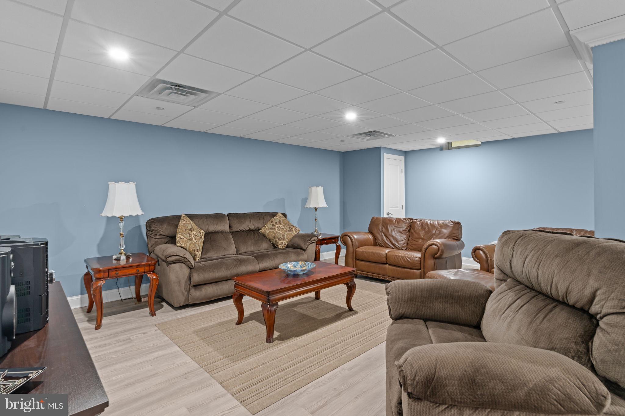 Real estate listing preview #33