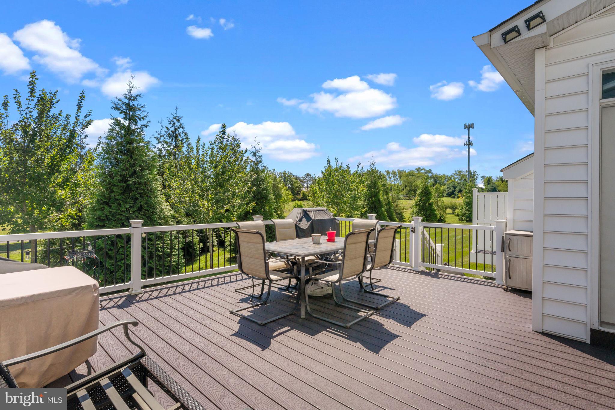 Real estate listing preview #36