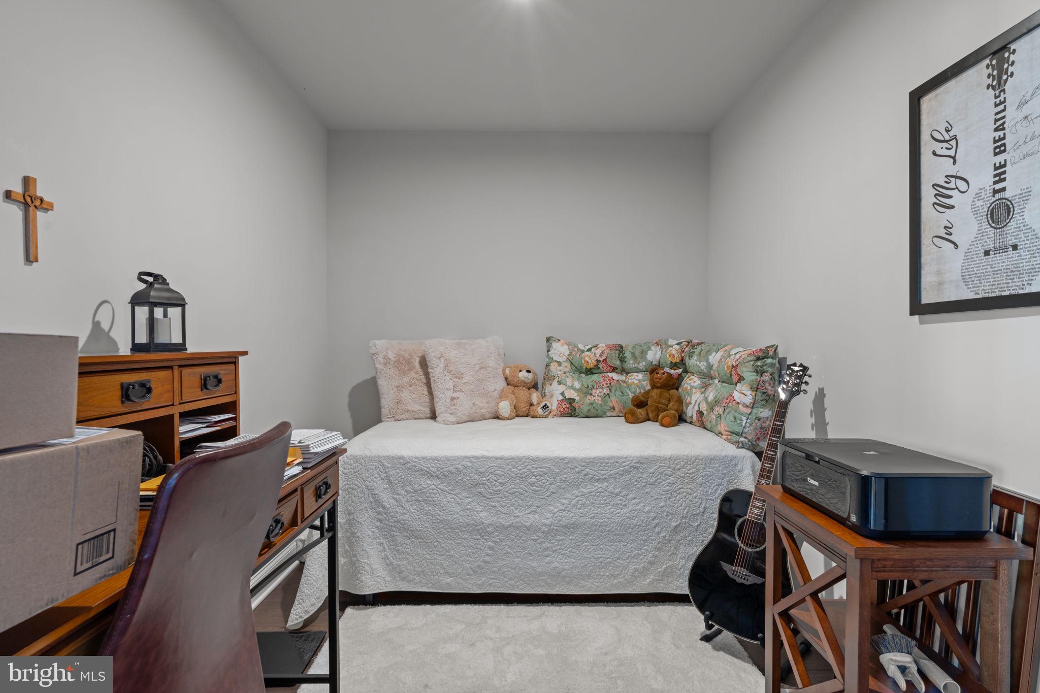 Real estate listing preview #22