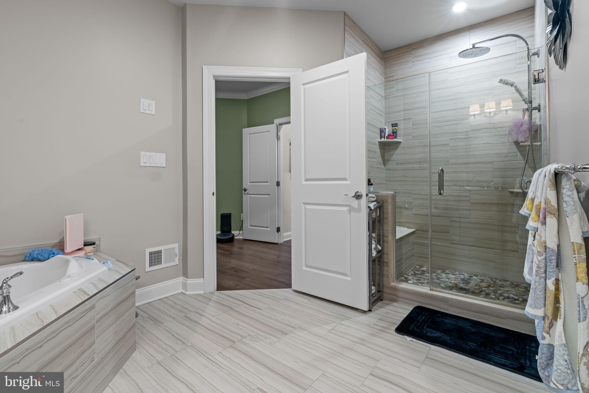 Real estate listing preview #18