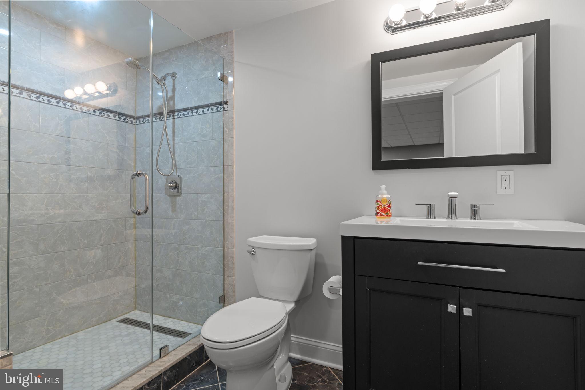 Real estate listing preview #32