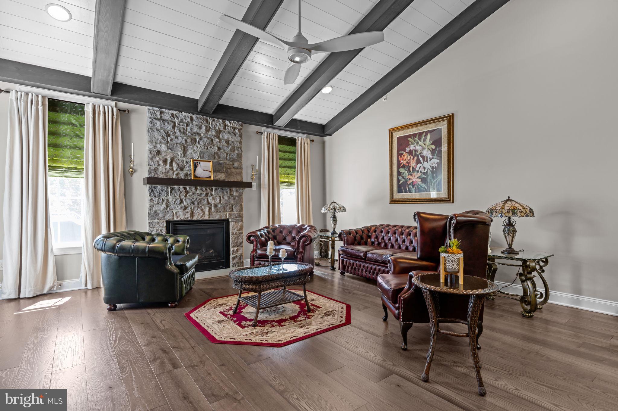 Real estate listing preview #13