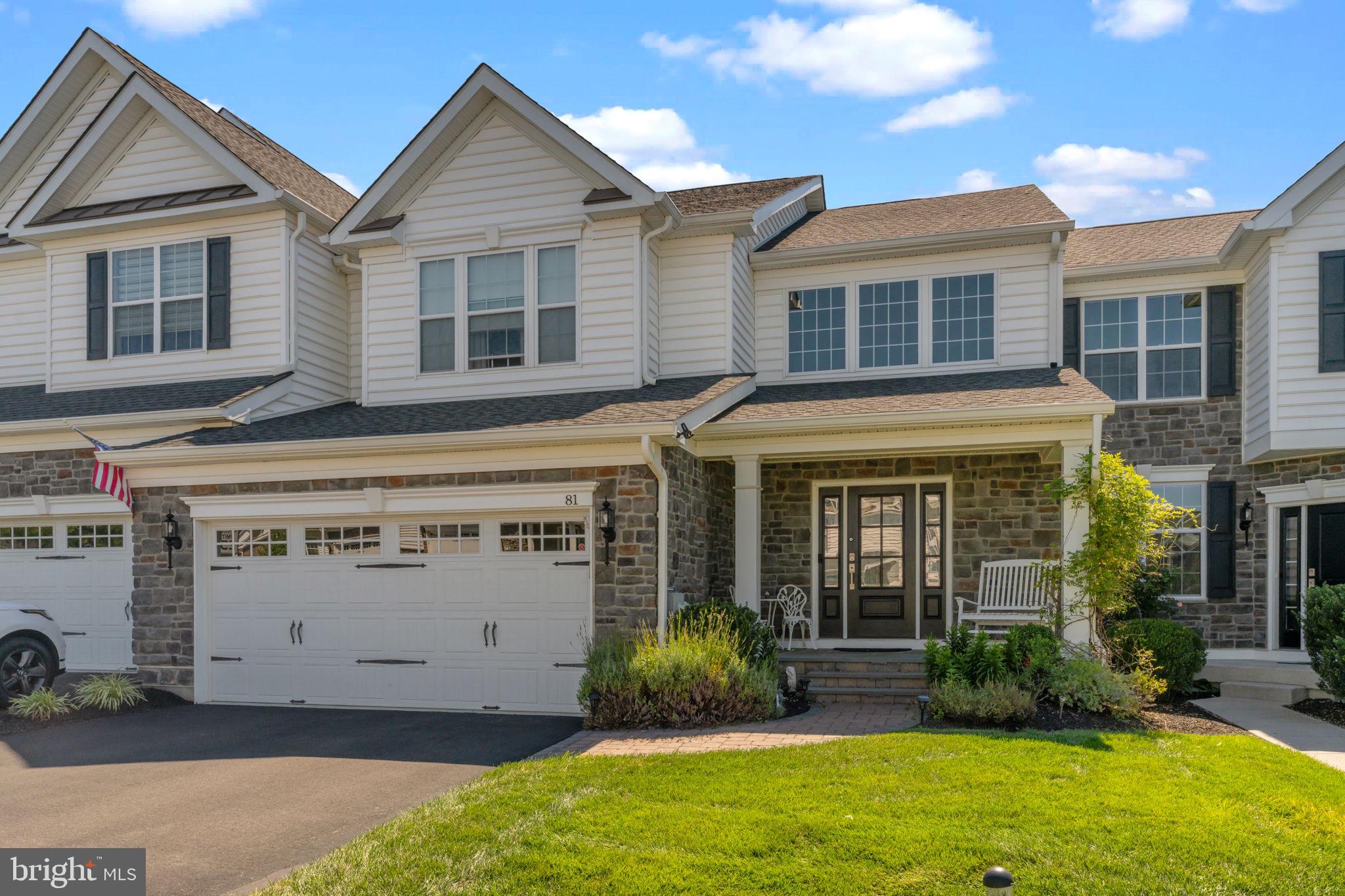 Real estate listing preview #1