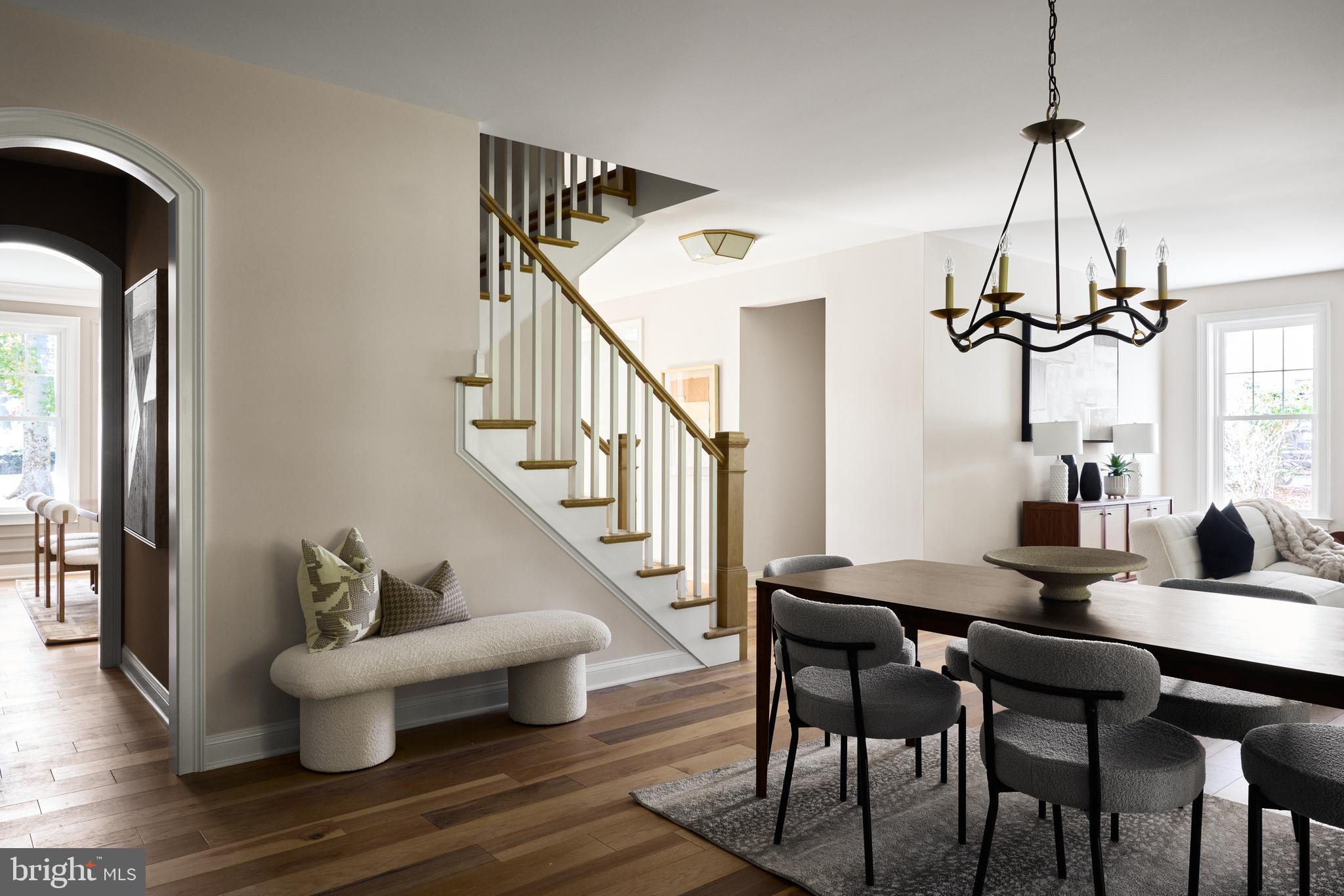 Real estate listing preview #6