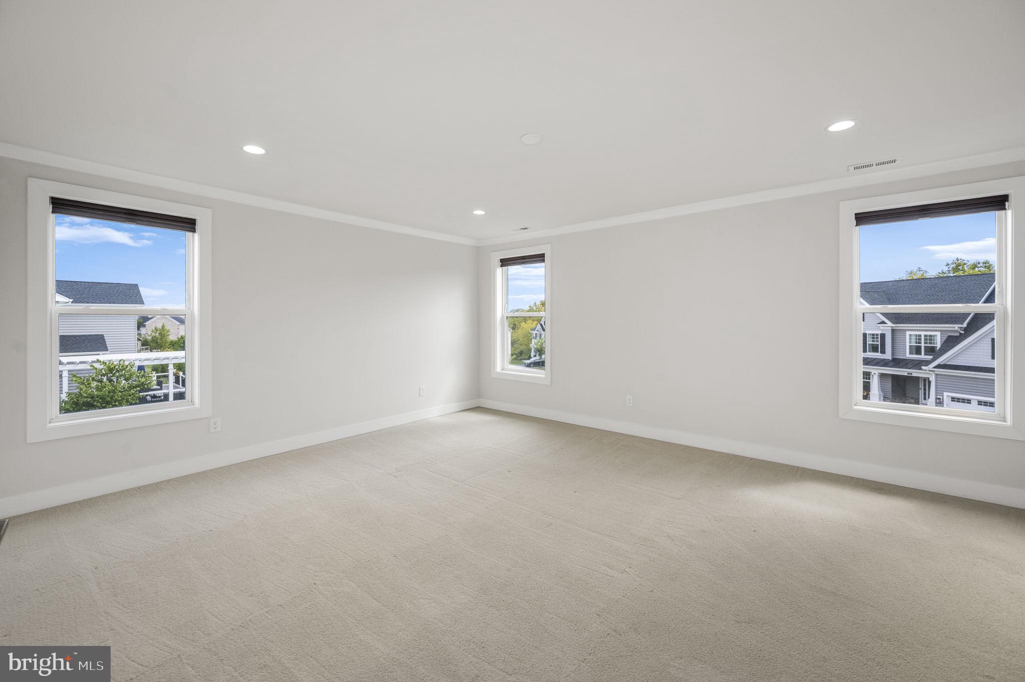 Real estate listing preview #15