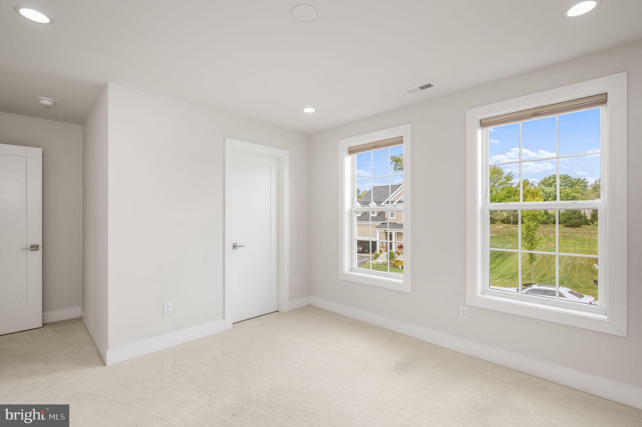 Real estate listing preview #19