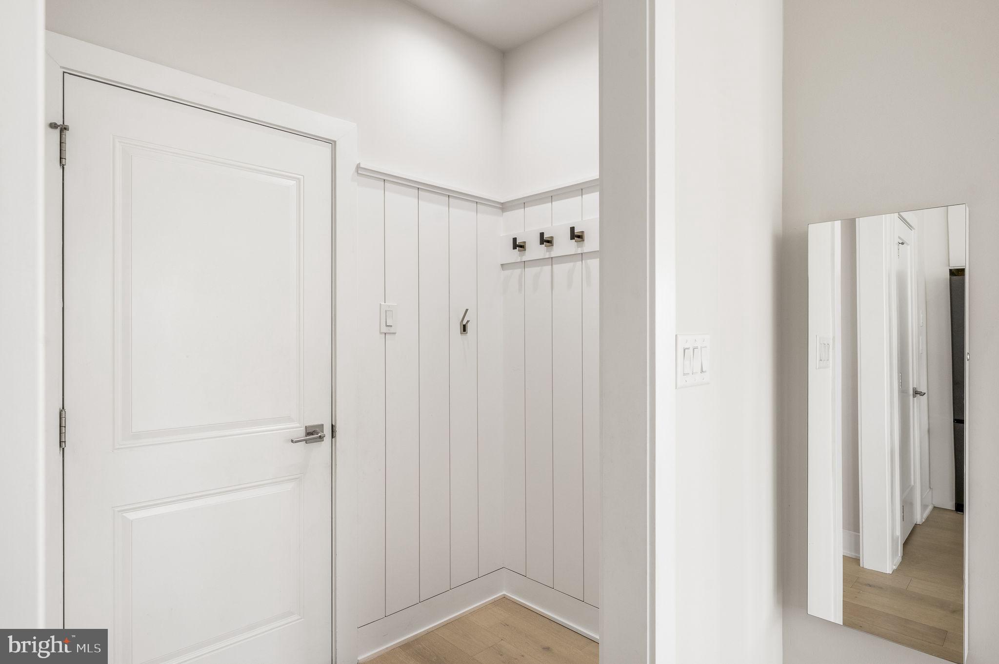 Real estate listing preview #14