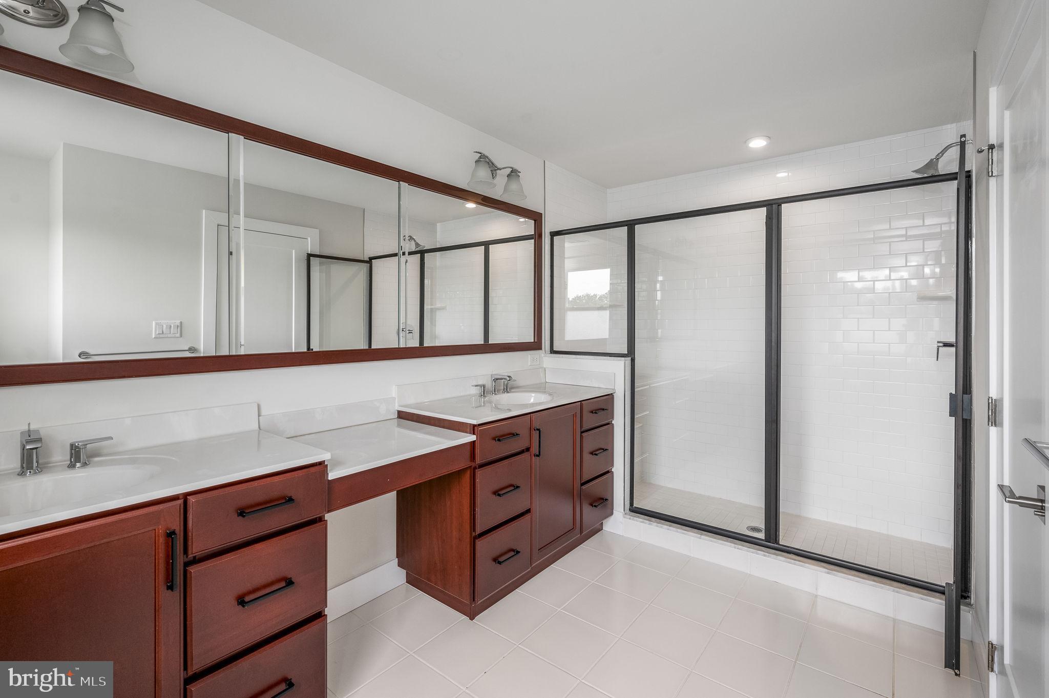 Real estate listing preview #18