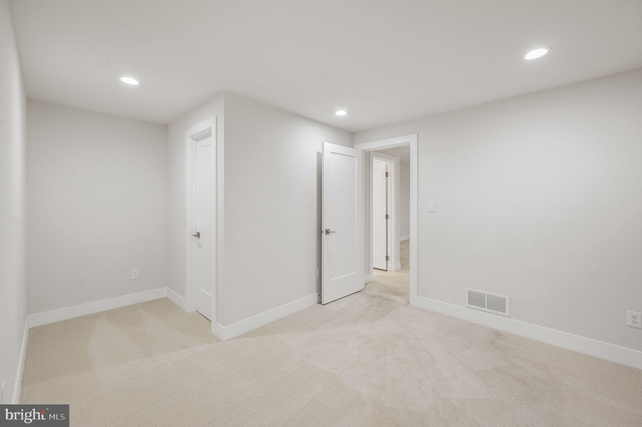 Real estate listing preview #26