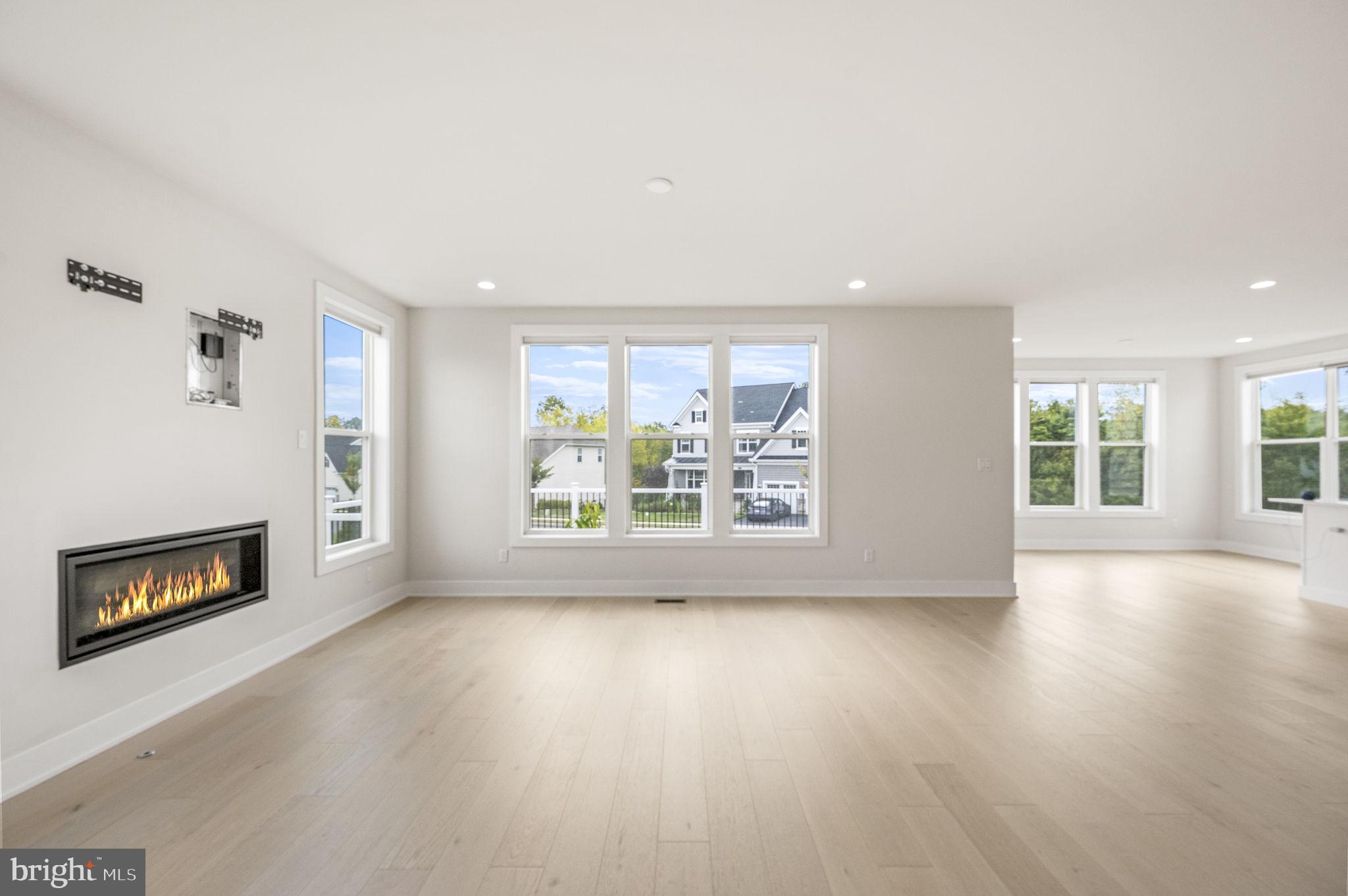 Real estate listing preview #5