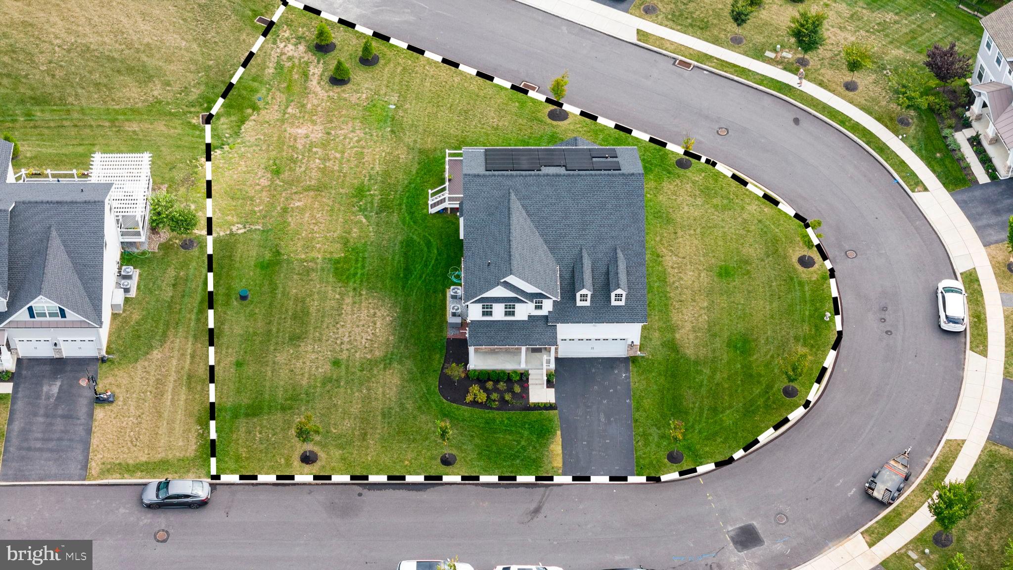 Real estate listing preview #2