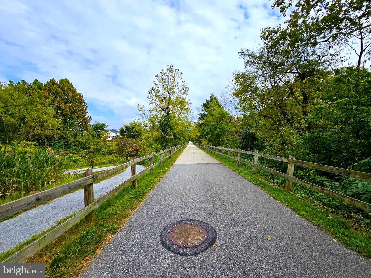 Real estate listing preview #42