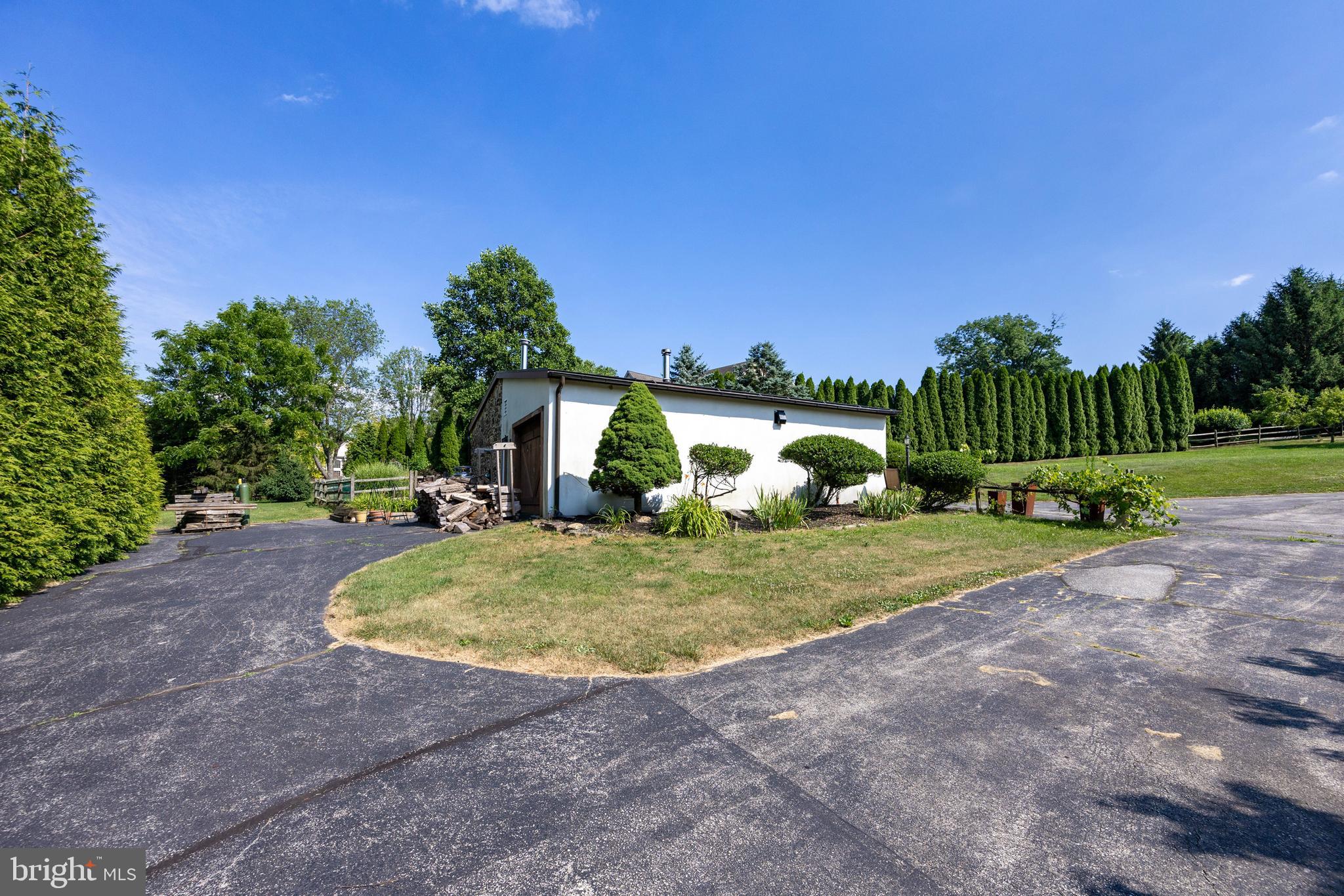 Real estate listing preview #57