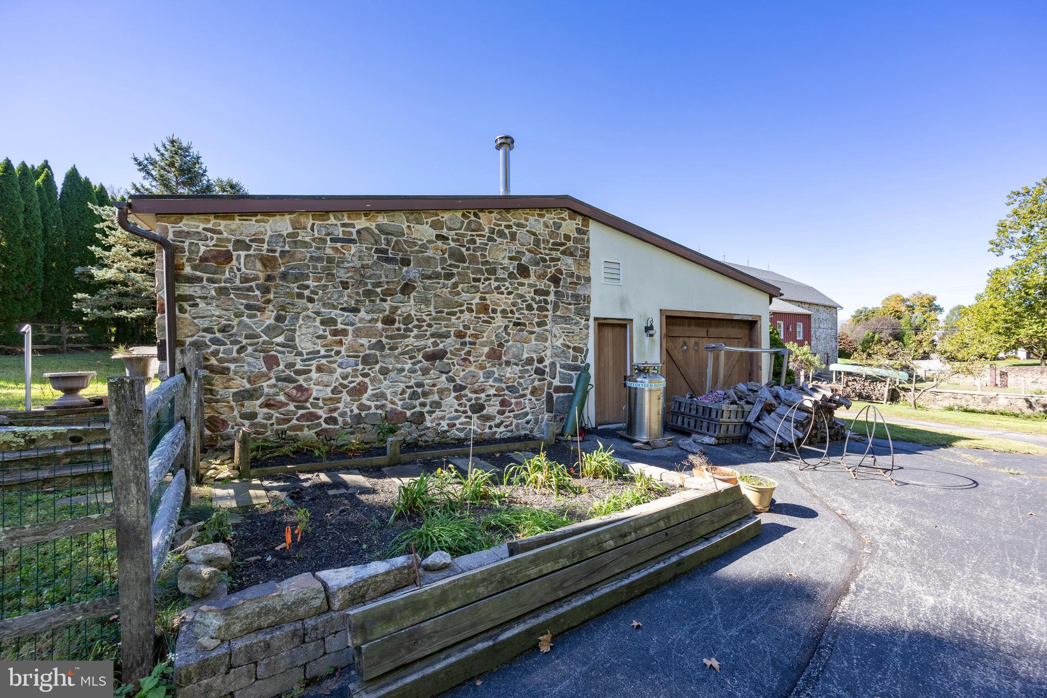 Real estate listing preview #68