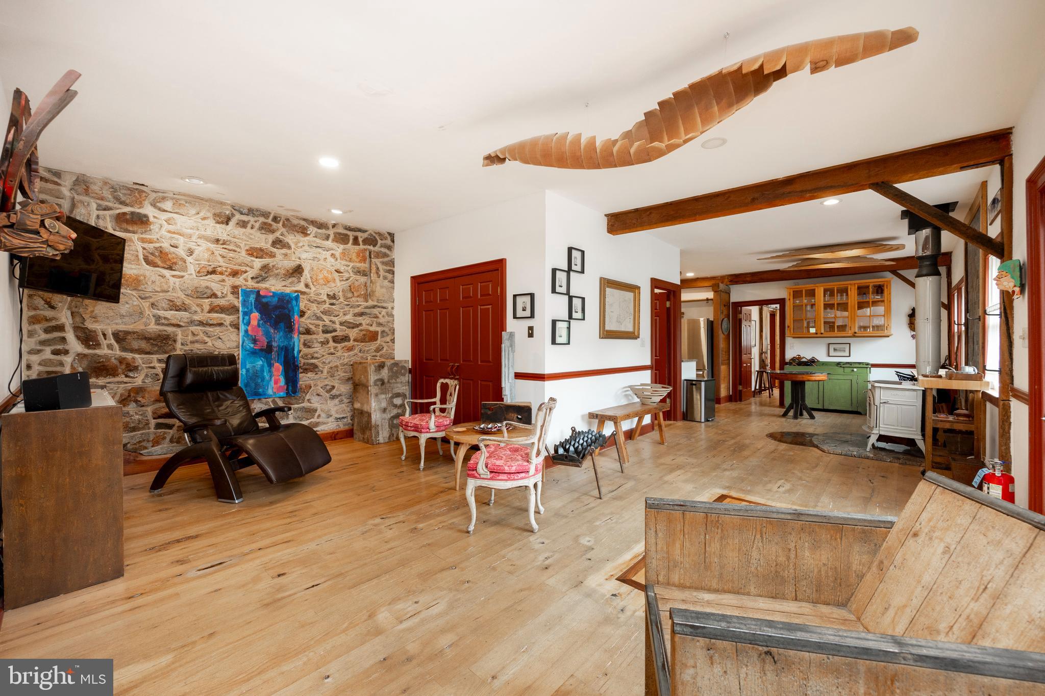 Real estate listing preview #25