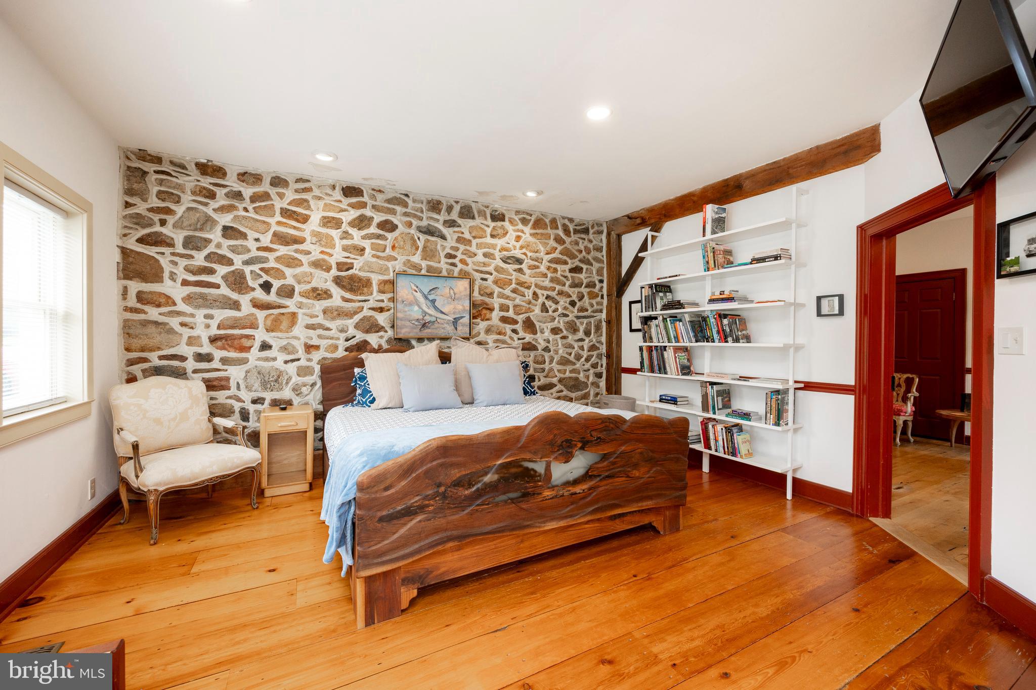 Real estate listing preview #26