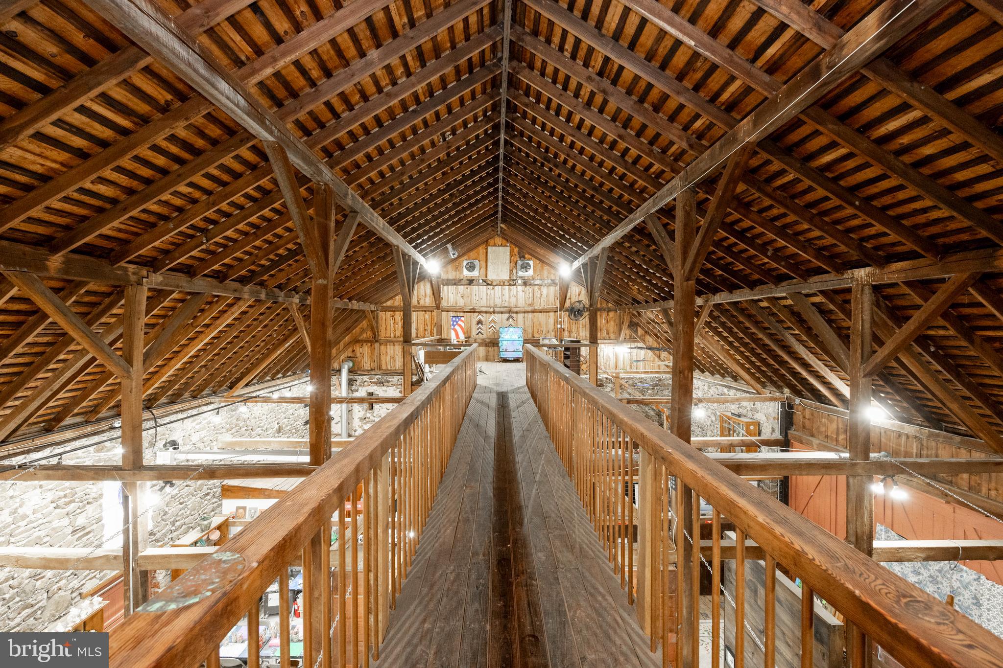 Real estate listing preview #12