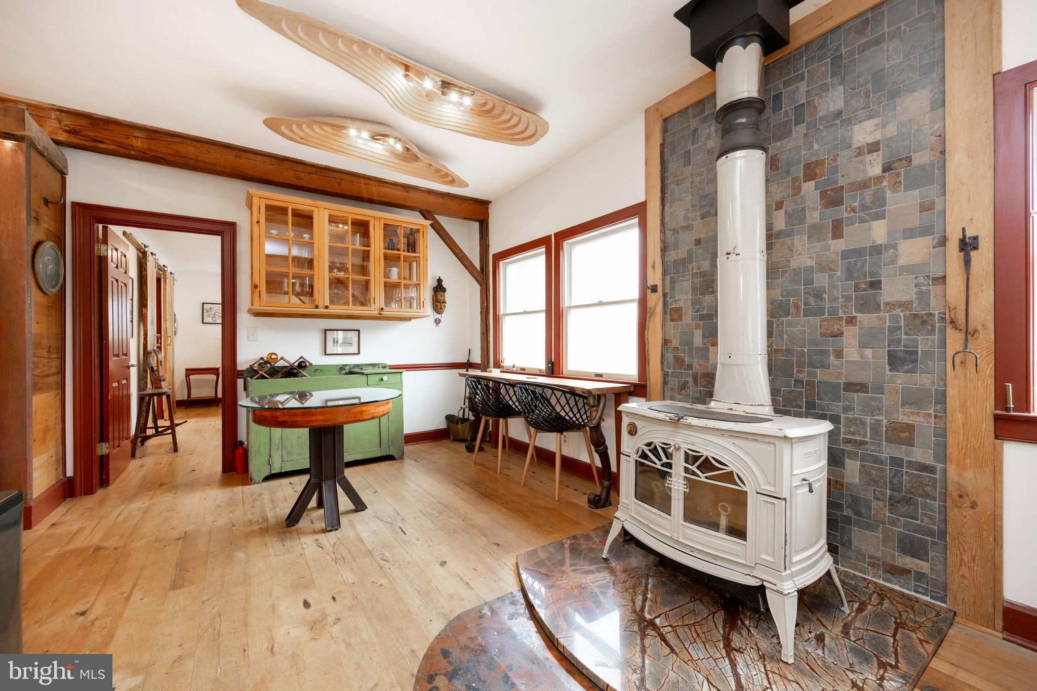 Real estate listing preview #36