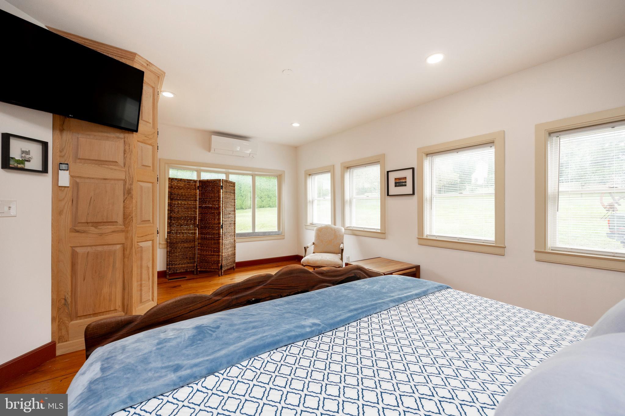 Real estate listing preview #28