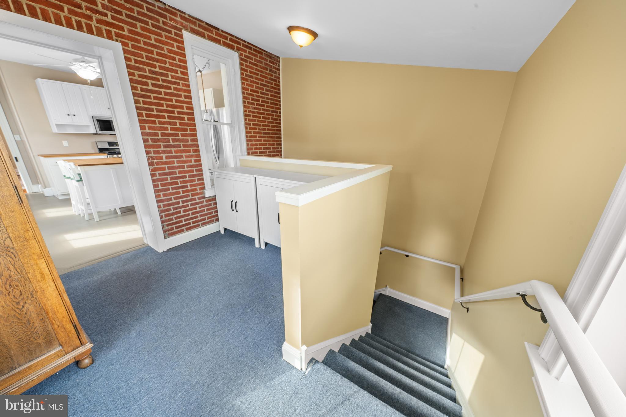 Real estate listing preview #32