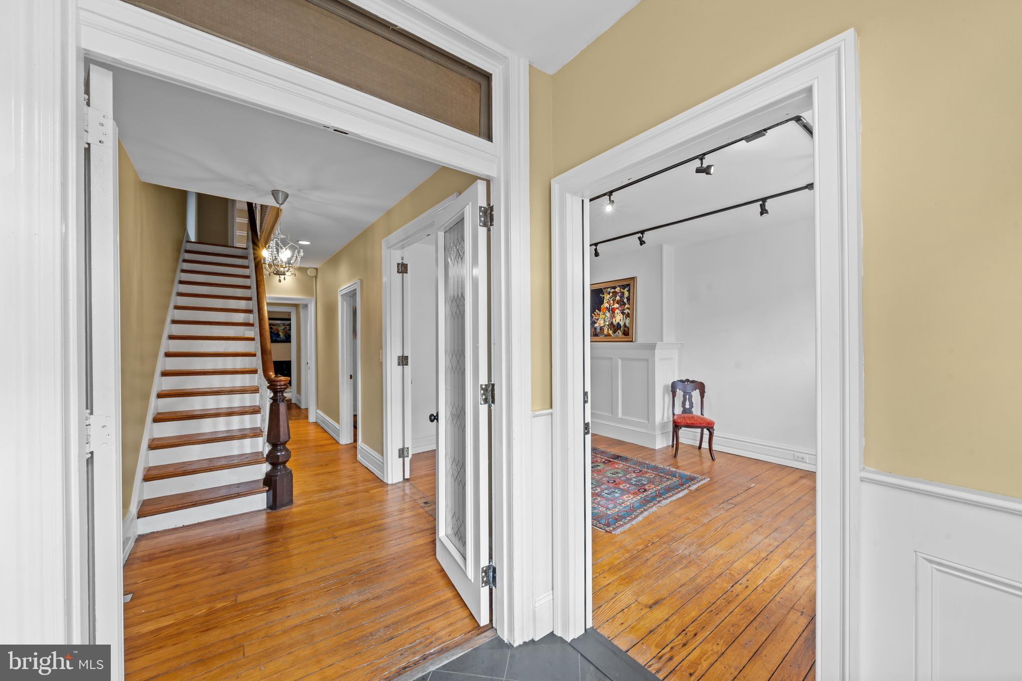 Real estate listing preview #3