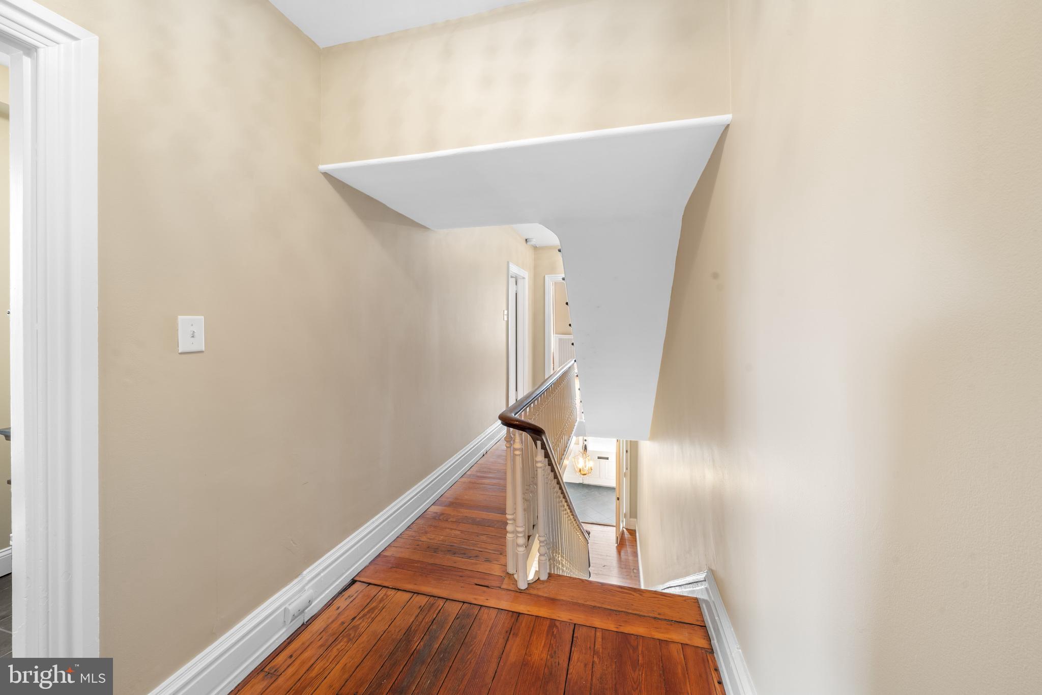 Real estate listing preview #24