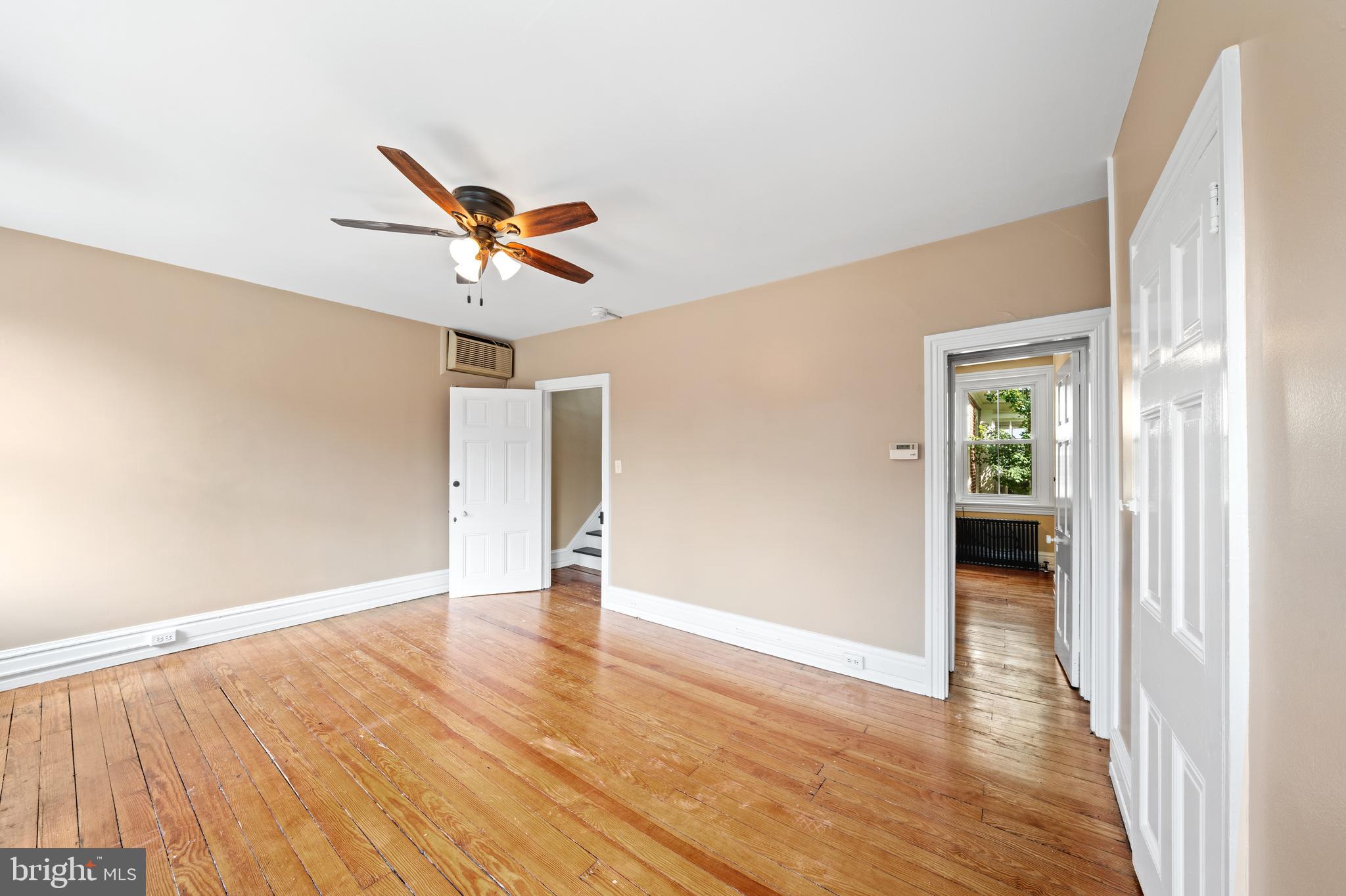 Real estate listing preview #37