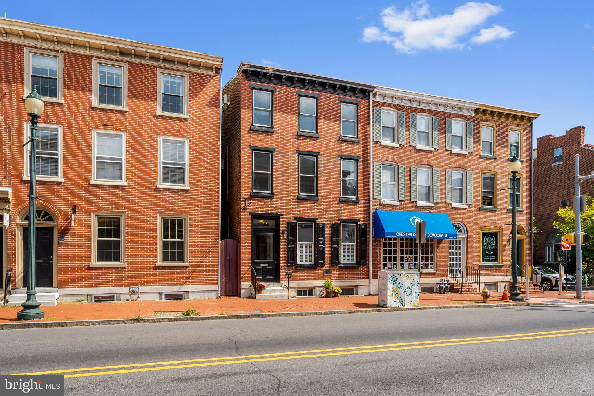 Real estate listing preview #1