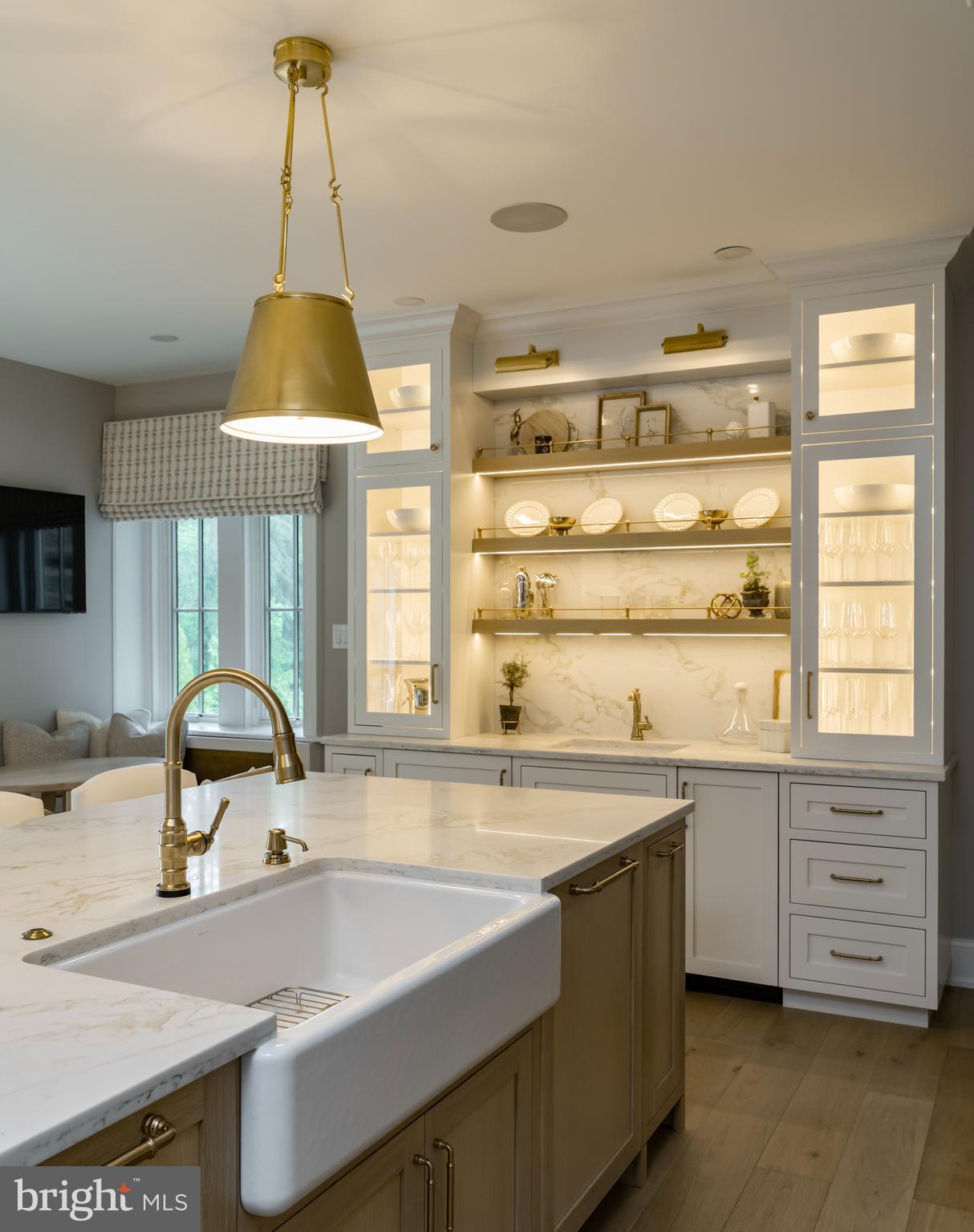 Real estate listing preview #14