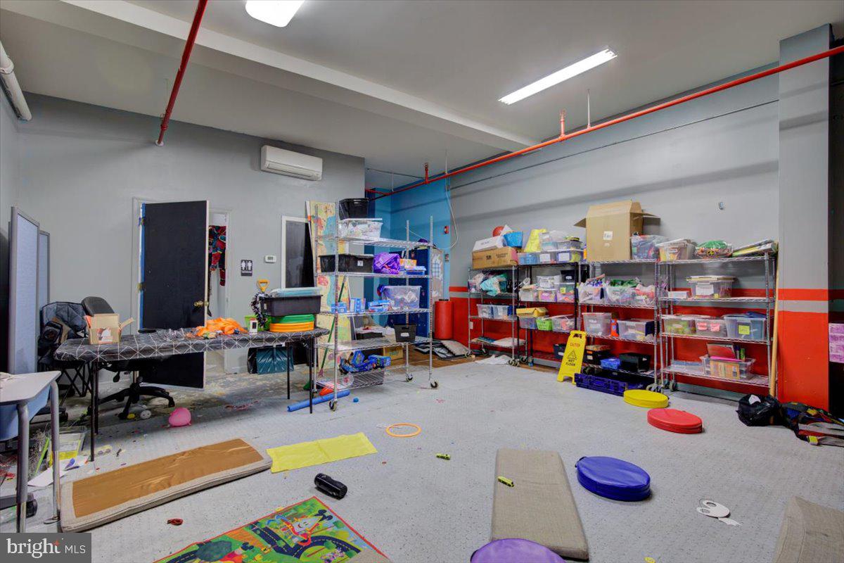 Real estate listing preview #15