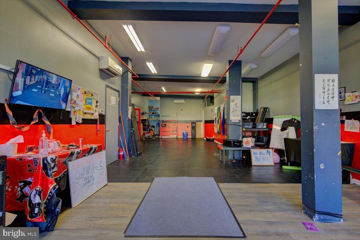 Real estate listing preview #9