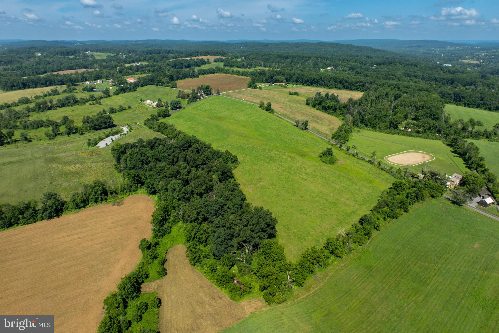 Real estate listing preview #9