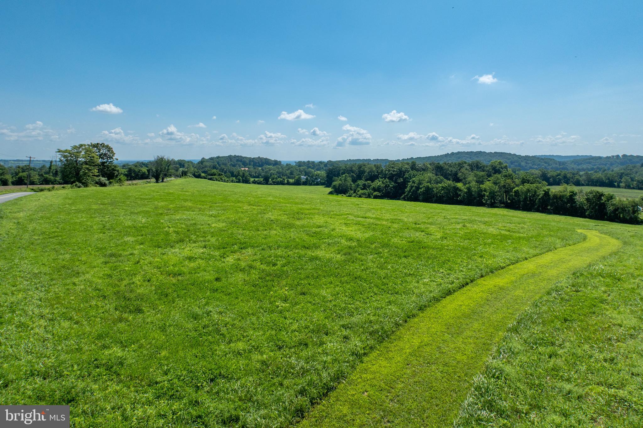 Real estate listing preview #13