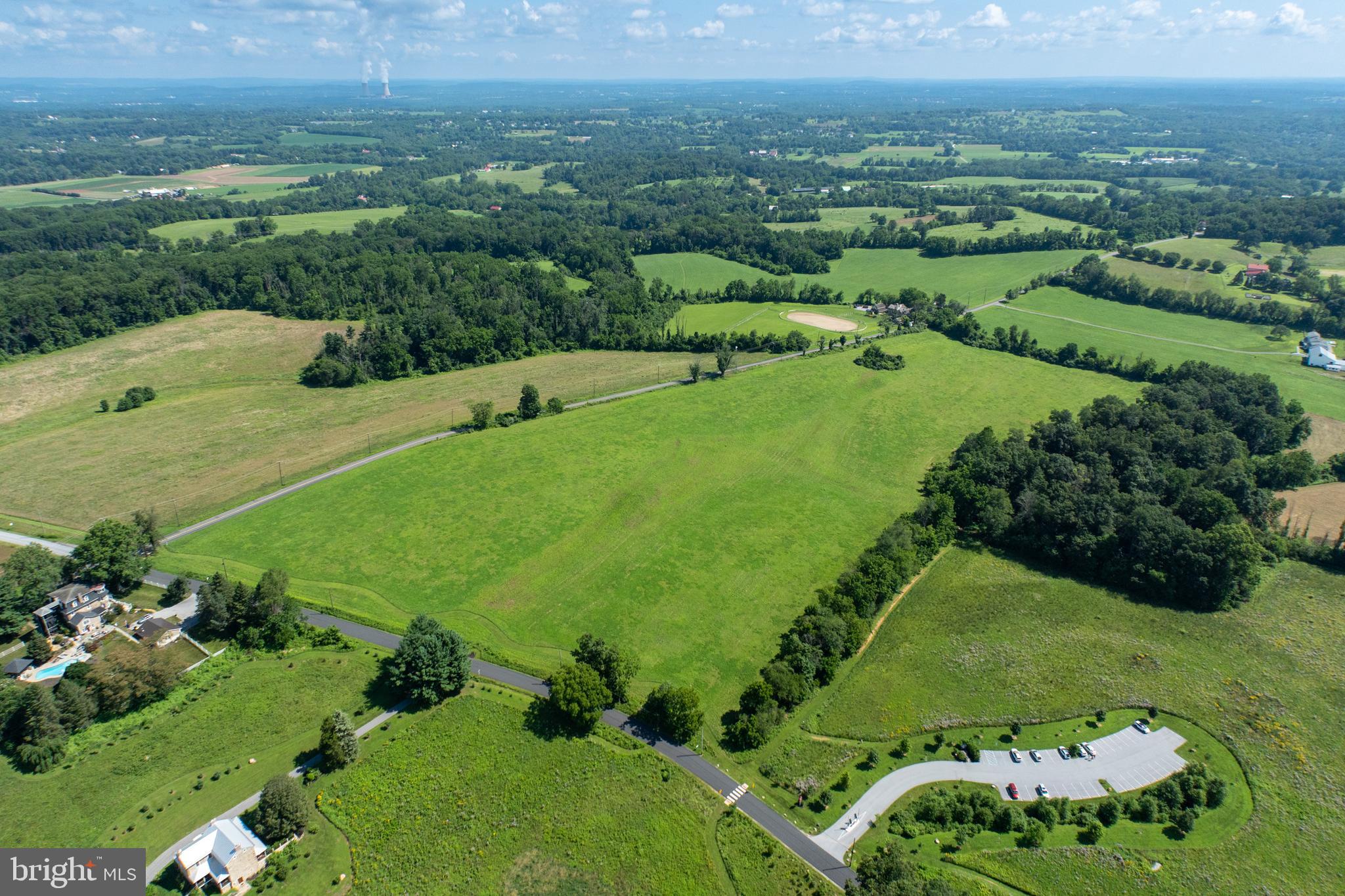 Real estate listing preview #2