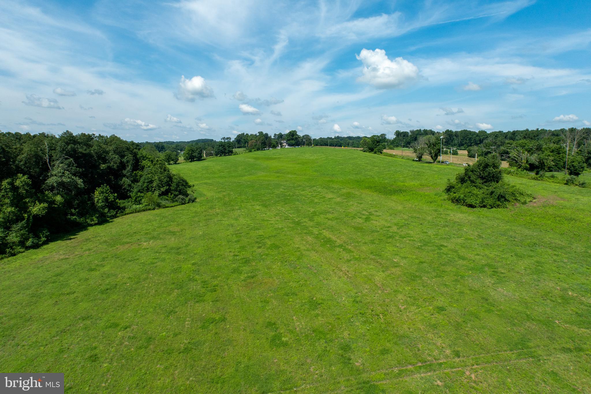 Real estate listing preview #10