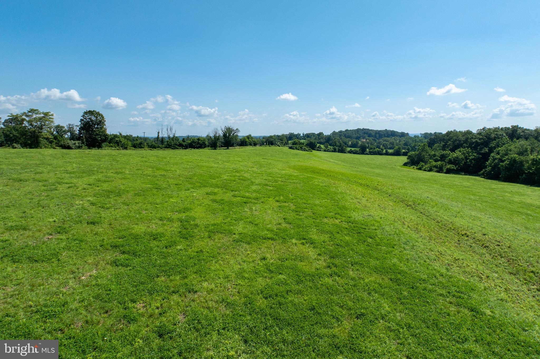 Real estate listing preview #14