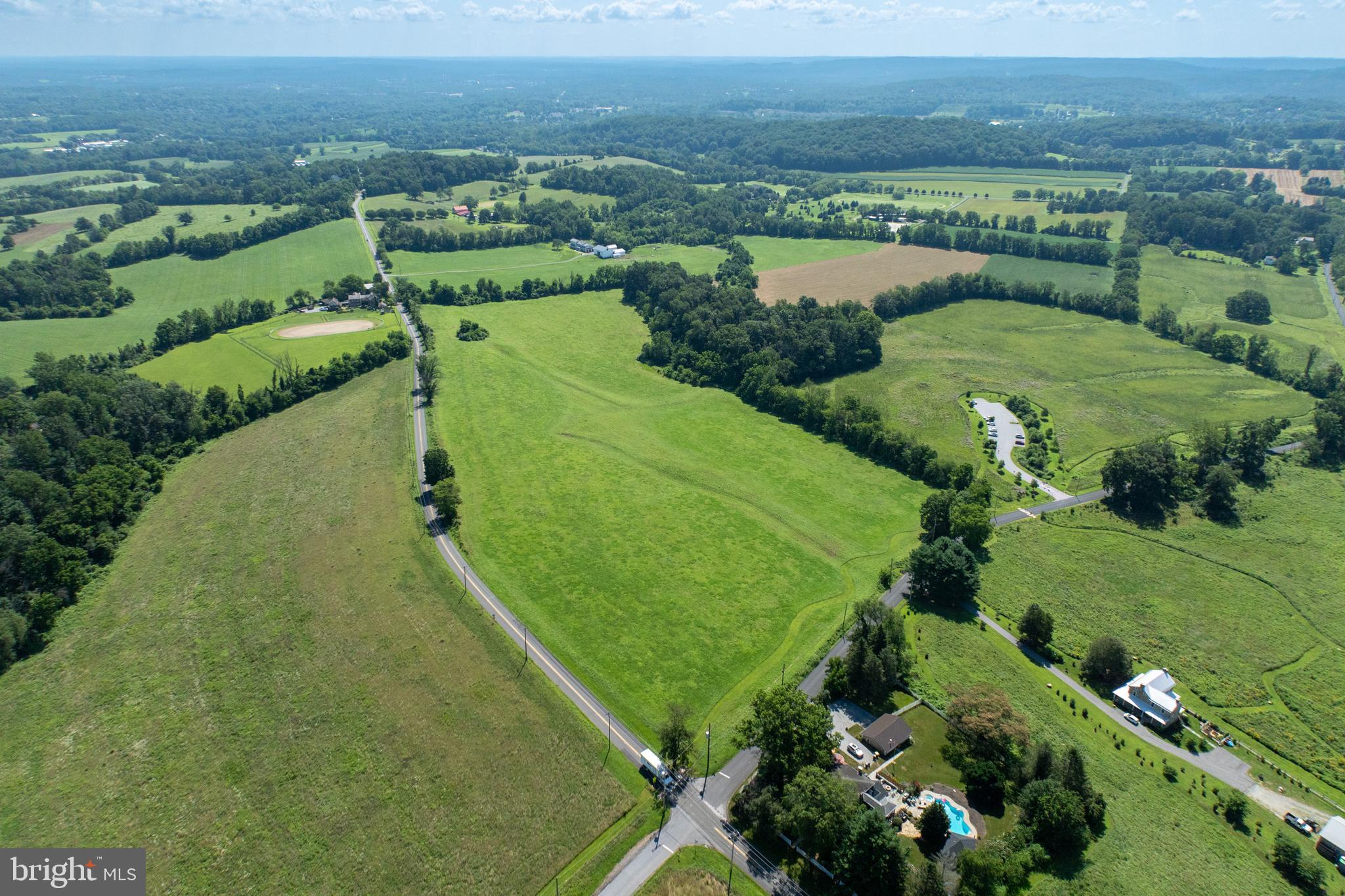 Real estate listing preview #4