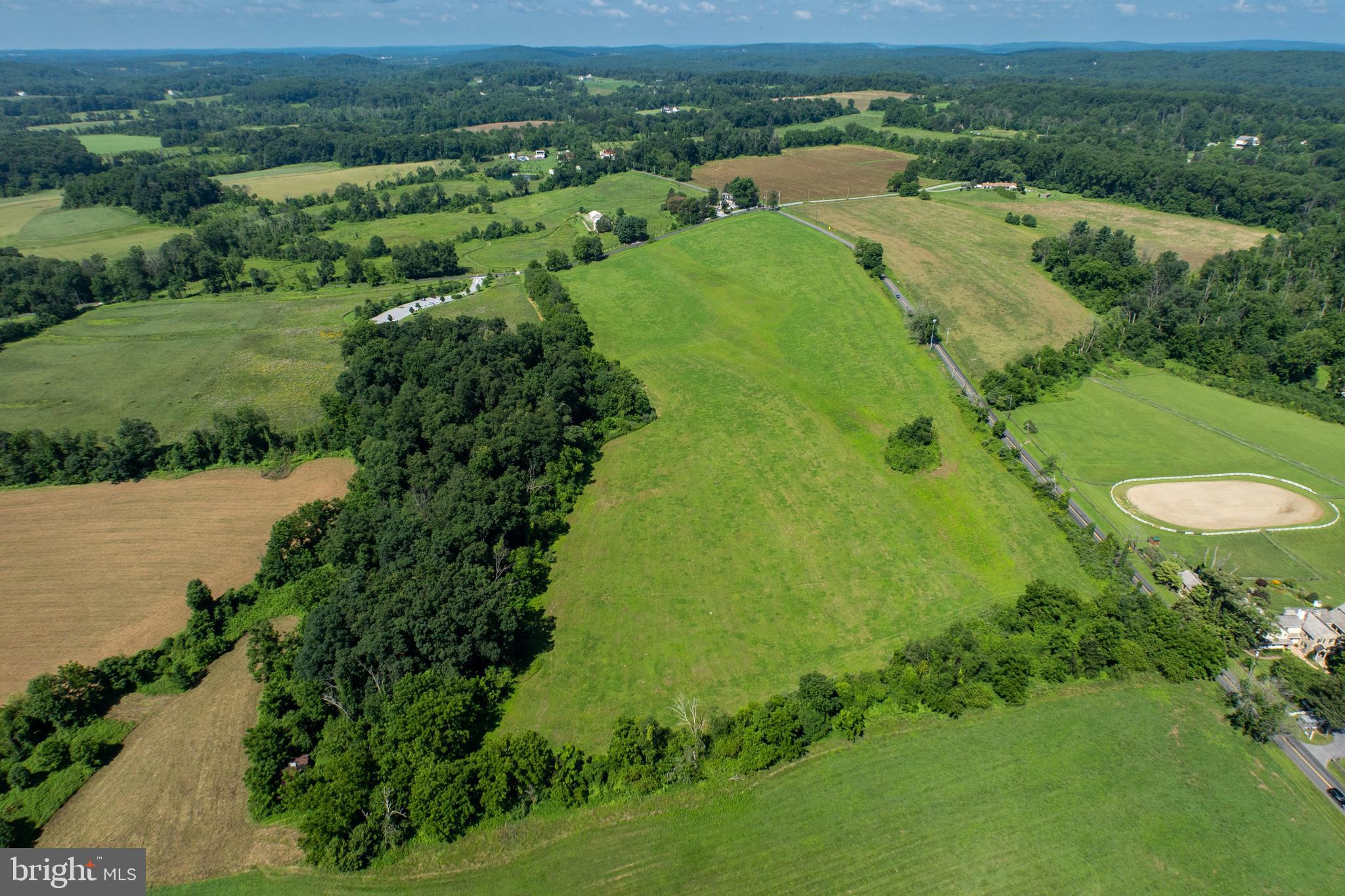 Real estate listing preview #8