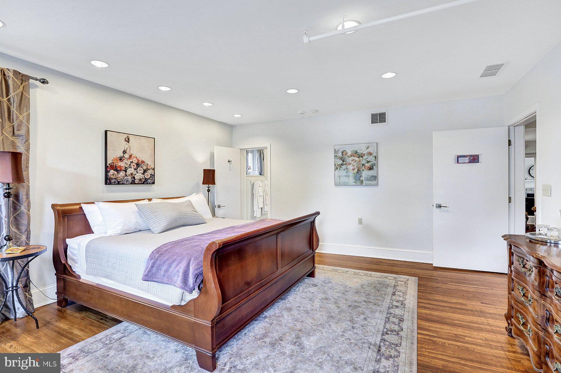 Real estate listing preview #35