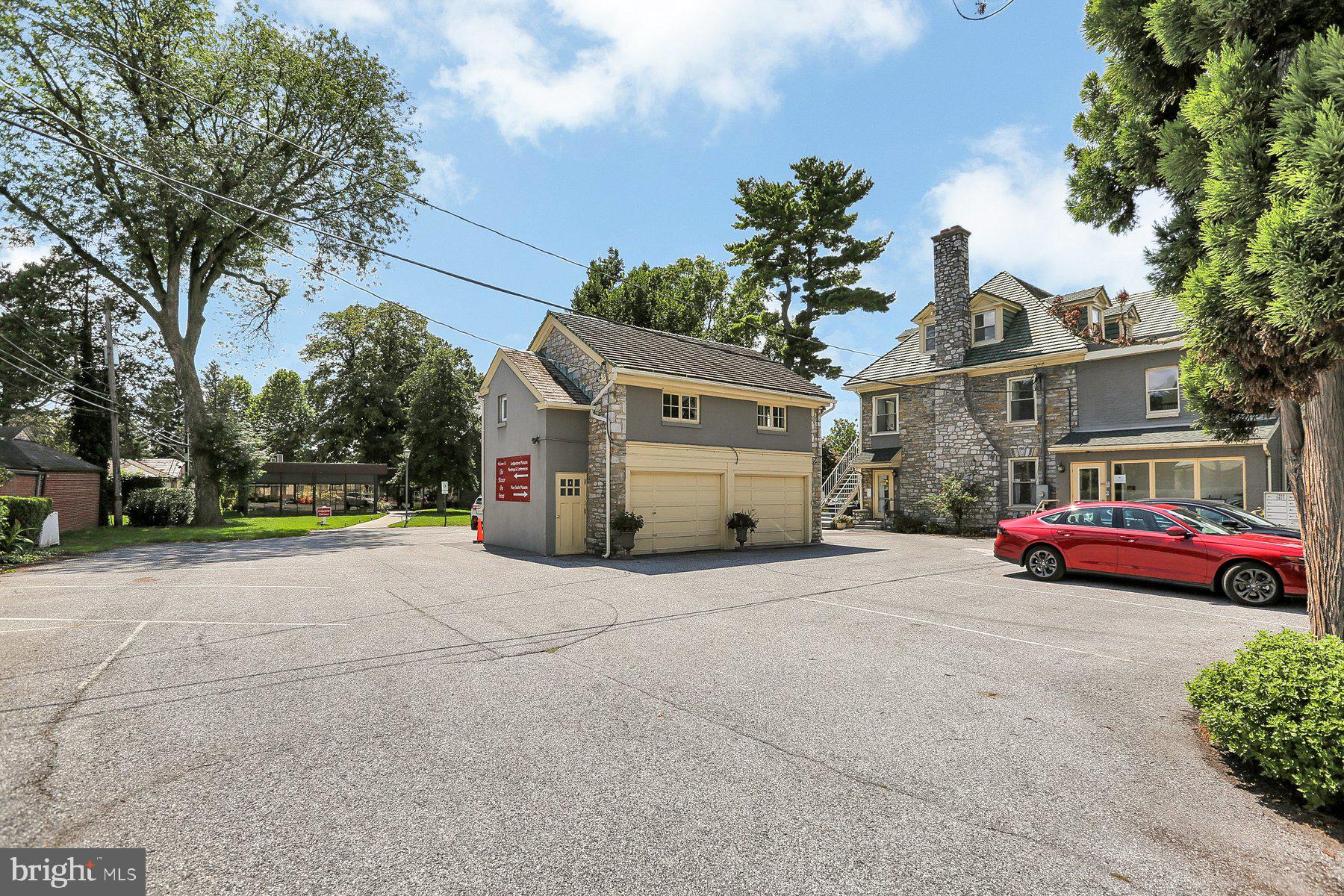 Real estate listing preview #48