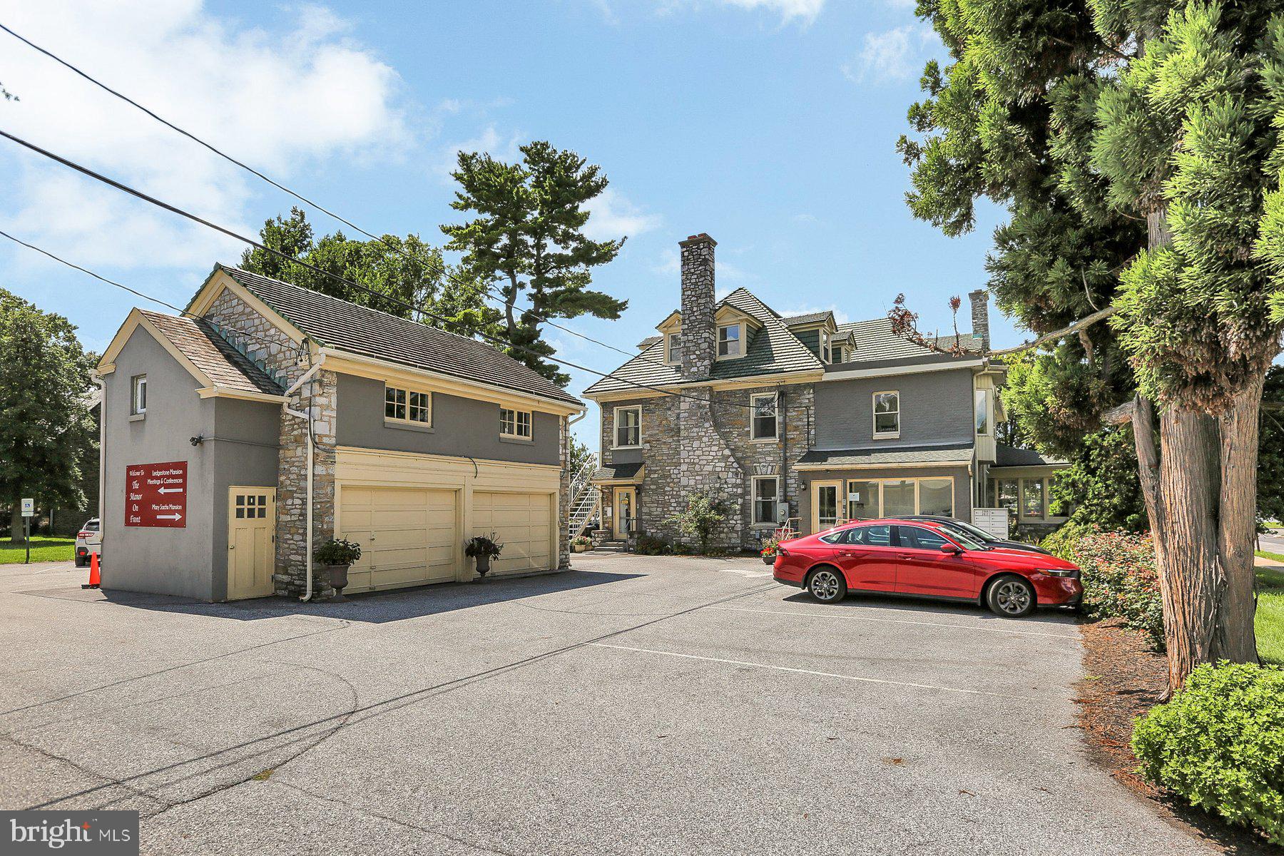 Real estate listing preview #49