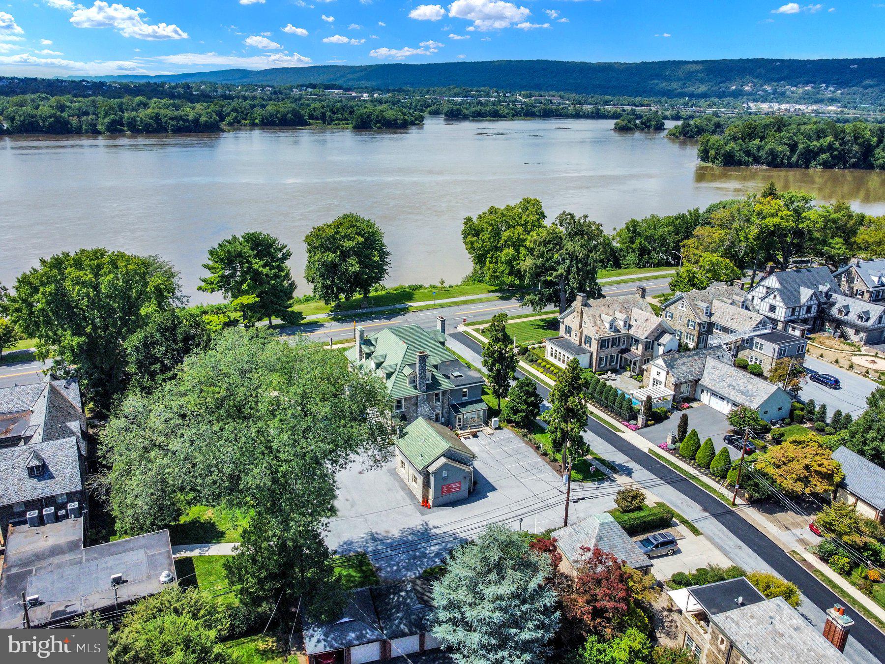 Real estate listing preview #60