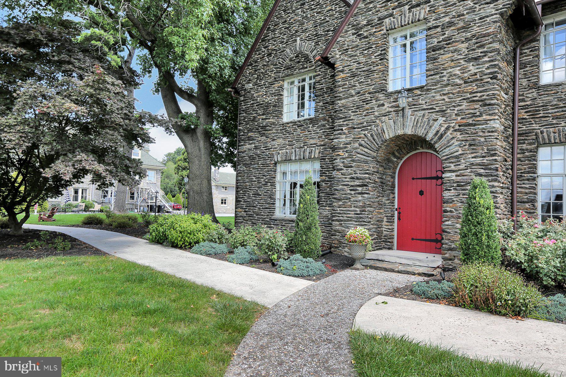 Real estate listing preview #56