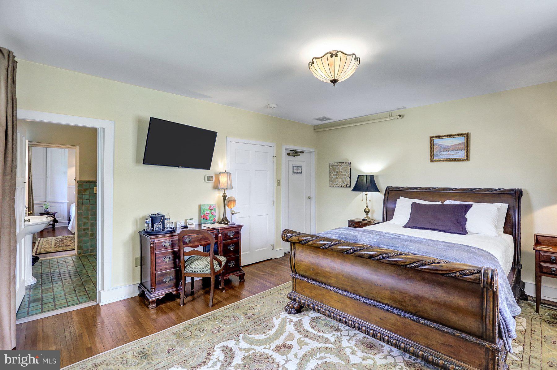 Real estate listing preview #34