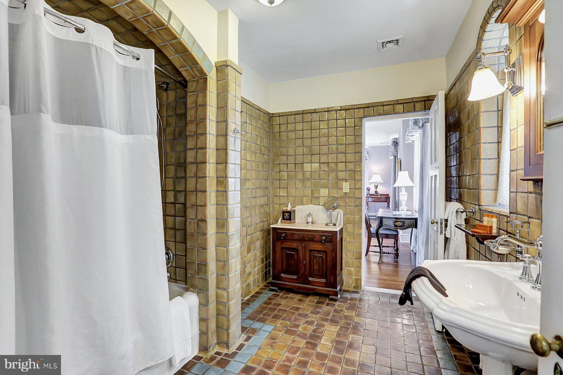 Real estate listing preview #37