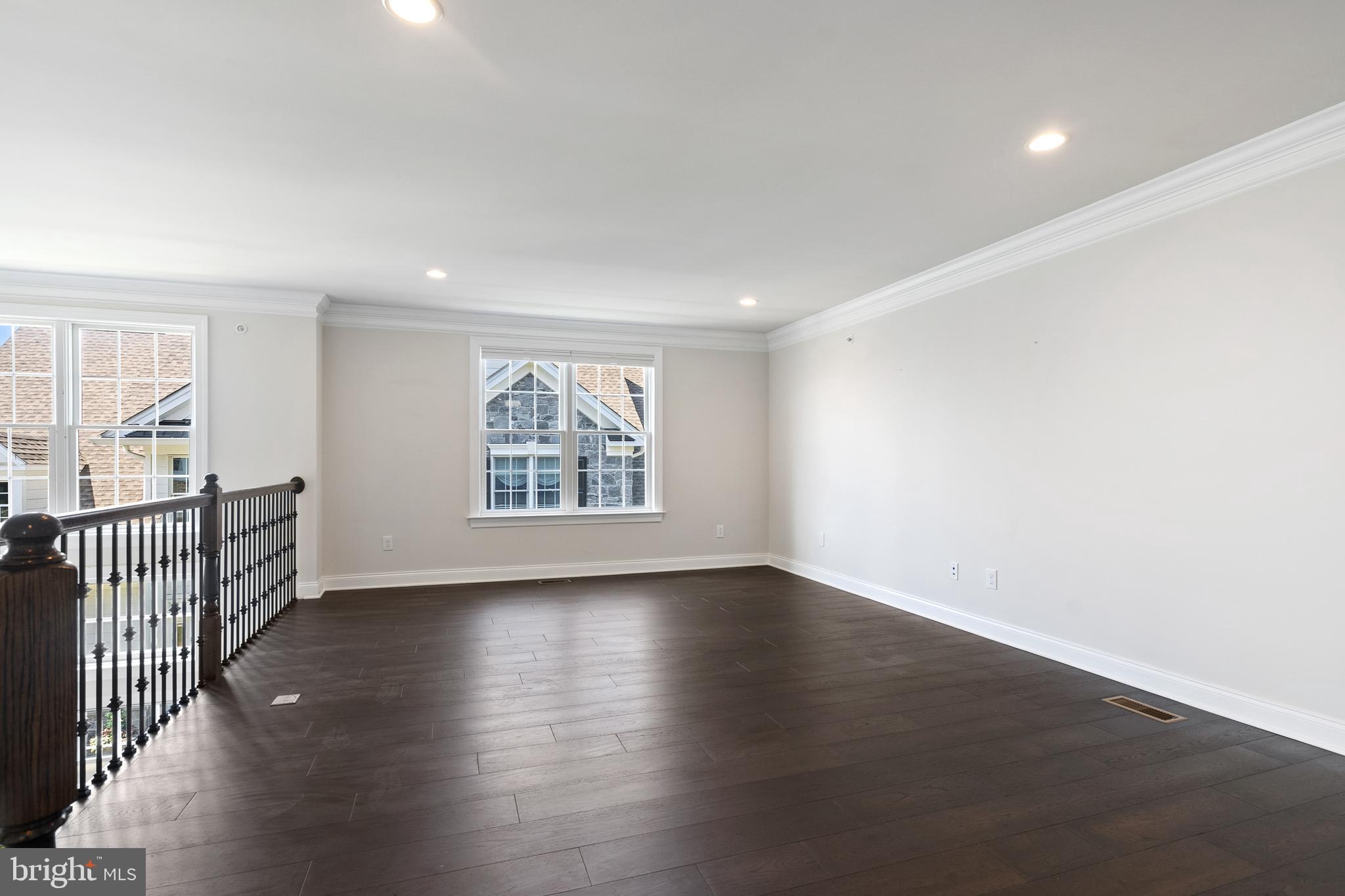 Real estate listing preview #26